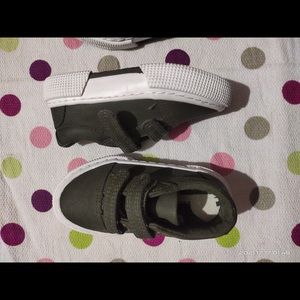 Kids shoes